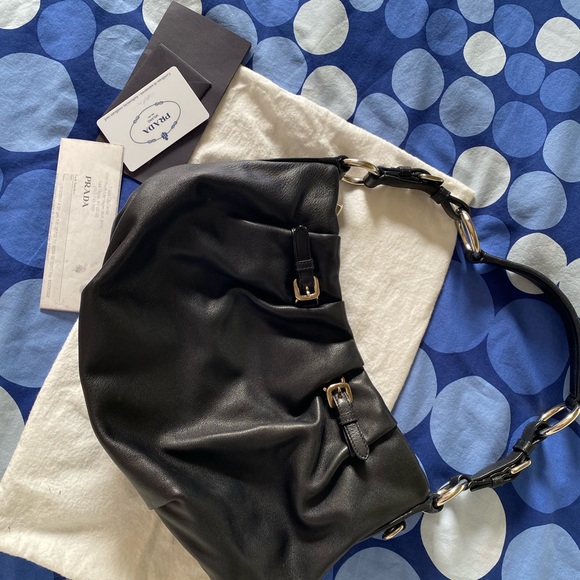 SOLD Black leather Prada shoulder bag - Picture 3 of 6